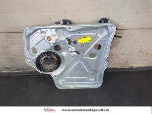 O180171 Gebruikte raammechaniek 2deurs rechts-voor Volkswagen Transporter