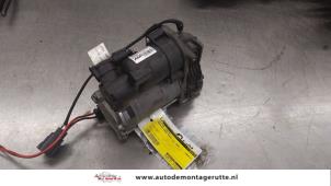 O180224 Gebruikte luchtpomp (vering) Landrover Range Rover