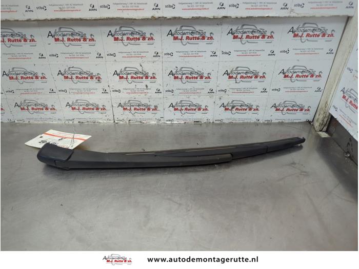 Gebruikte Ruitenwisserarm achter Nissan Murano O180270