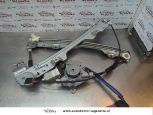 O180273 Gebruikte ruitmechaniek 4deurs links-voor Nissan Murano