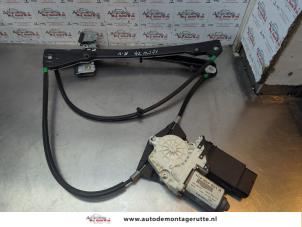 O180287 Gebruikte raammechaniek 2deurs rechts-voor Volkswagen Beetle