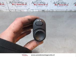 O180291 Gebruikte schakelaar spiegel Opel Astra