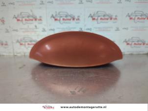 O180316 Gebruikte achterklep handgreep Nissan Micra