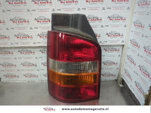 O180349 Gebruikte achterlicht links Volkswagen Transporter