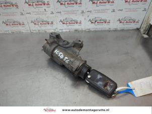 O180361 Gebruikte kontaktslot+sleutel Volkswagen Transporter