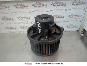 O180383 Gebruikte chaufage ventilatiemotor Kia Rio