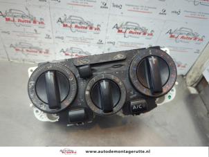 O180418 Gebruikte chaufage bedieningspaneel Nissan NV200