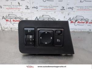 O180421 Gebruikte spiegel schakelaar Nissan NV200