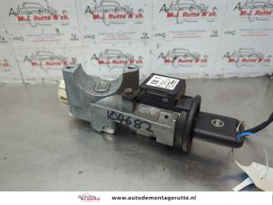 O180424 Gebruikte sleutel+contactslot Nissan NV200