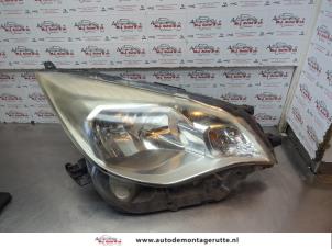 O180425 Gebruikte koplamp rechts Subaru Trezia