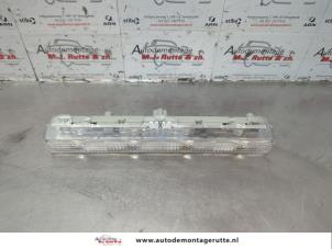 O180443 Gebruikte extra remlicht midden Subaru Trezia