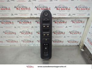 O180490 Gebruikte combischakelaar ramen Peugeot 307