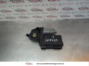 O180511 Gebruikte motor electrisch raam Audi A4