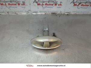 O180544 Gebruikte knipperlicht scherm links-voor Citroen C1