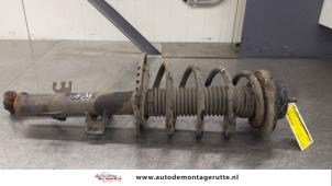 O180768 Gebruikte schokdemperpoot rechts-voor Volkswagen Transporter