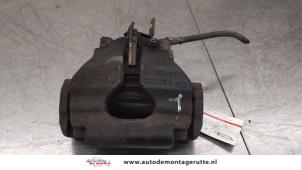 O180776 Gebruikte remklauw (tang) links-voor Volkswagen Transporter