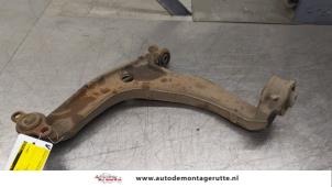 O180777 Gebruikte triangel links-voor Volkswagen Transporter
