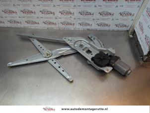 O180836 Gebruikte ruitmechaniek 4deurs rechts-voor Renault Kangoo