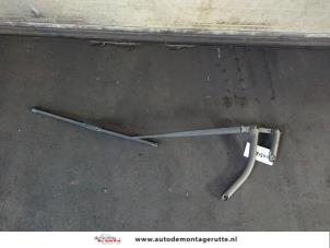 O180854 Gebruikte ruitenwisserarm voor Renault Megane Scenic