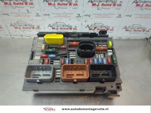 O180860 Gebruikte zekeringkast Peugeot 308