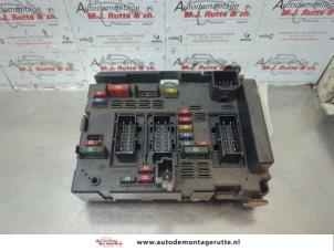 O180861 Gebruikte zekeringkast Peugeot 206