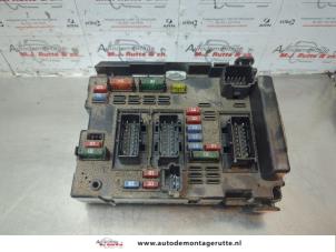 O180863 Gebruikte zekeringkast Peugeot 307