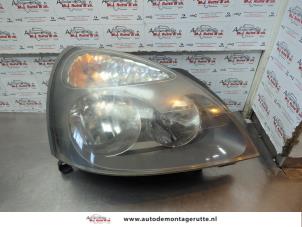 O180904 Gebruikte rechter koplamp Renault Clio