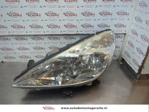 O180918 Gebruikte linker koplamp Peugeot 607