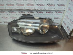 O180974 Gebruikte koplamp rechts Audi A3
