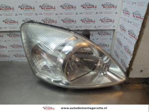 O180996 Gebruikte koplamp rechts Hyundai Matrix
