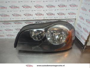 O181010 Gebruikte linker koplamp Volvo XC90
