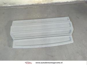 O181039 Gebruikte hoedenplank Opel Meriva