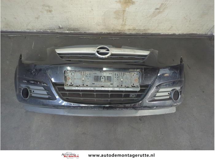 Gebruikte Voorbumper Opel Corsa O181041