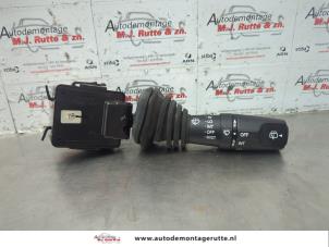 O181053 Gebruikte ruitenwis schakelaar Chevrolet Captiva