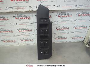 O181054 Gebruikte schakelblok ruiten Chevrolet Captiva