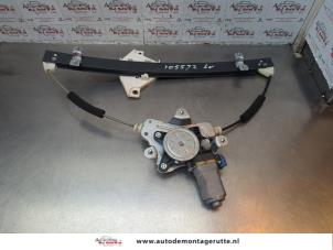 O181072 Gebruikte ruitmechaniek 4deurs links-voor Chevrolet Captiva