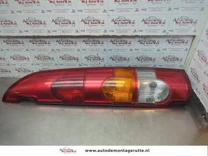 O181097 Gebruikte achterlicht rechts Renault Kangoo