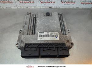 O181130 Gebruikte computer motormanagement Opel Movano