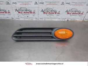 O181207 Gebruikte knipperlicht scherm links-voor Mini ONE