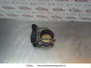 O181234 Gebruikte gasklephuis Renault Espace