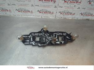 O181238 Gebruikte achterlicht printplaat links Peugeot 307