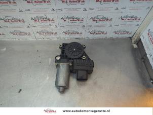 O181254 Gebruikte raammotor portier Ford Mondeo