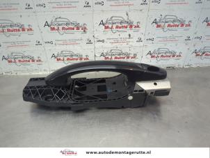 O181337 Gebruikte portiergreep 2deurs links Volkswagen Caddy