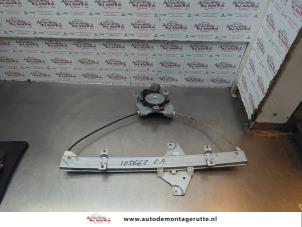 O181348 Gebruikte ruitmechaniek 4deurs links-achter Chevrolet Tacuma