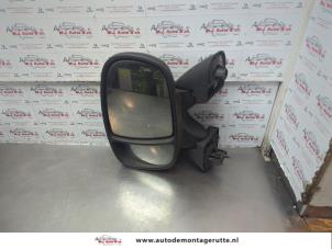 O181375 Gebruikte spiegel buiten links Opel Vivaro