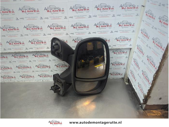 Gebruikte Spiegel Buiten rechts Opel Vivaro O181376