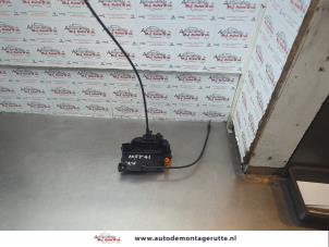 O181393 Gebruikte slotmechaniek portier 2deurs links Opel Movano