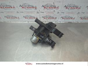 O181420 Gebruikte koelvoeistof regelklep elektrisch Ford KA