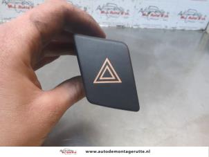 O181463 Gebruikte paniekverlichtings schakelaar Toyota Yaris