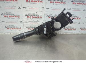 O181469 Gebruikte richtingaanwijzer schakelaar Toyota Yaris